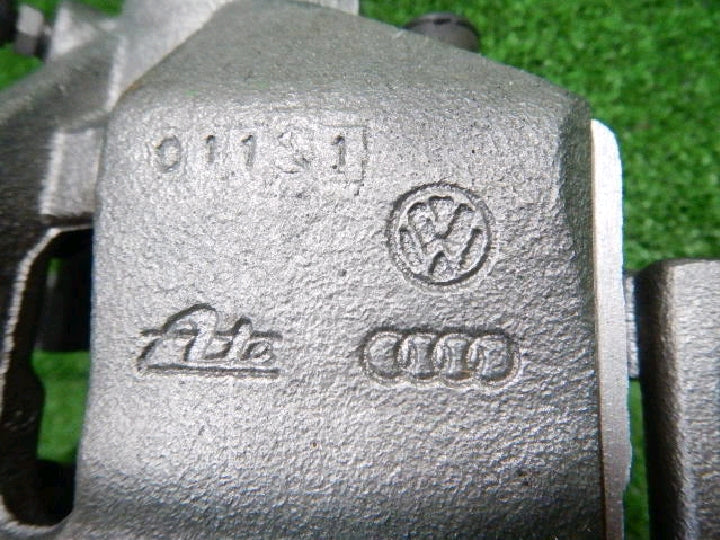 アウディ/A3/純正/フロント右/ブレーキキャリパー