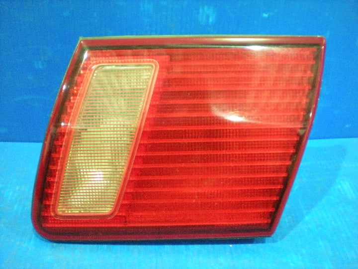 純正品番 MR208512