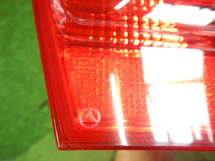 メルセデスベンツ/E350ワゴン/Eクラス/左テールフィニッシャー/純正