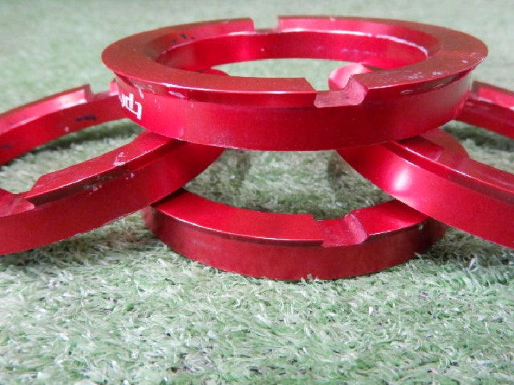 ハブリング/ツバ付/赤/4個セット