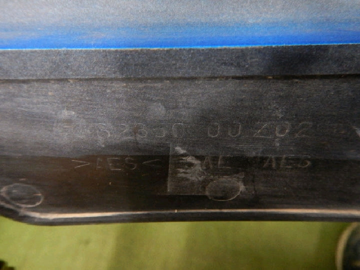 日産UDトラックス/ビッグサム/右ヘッドライトリム/純正