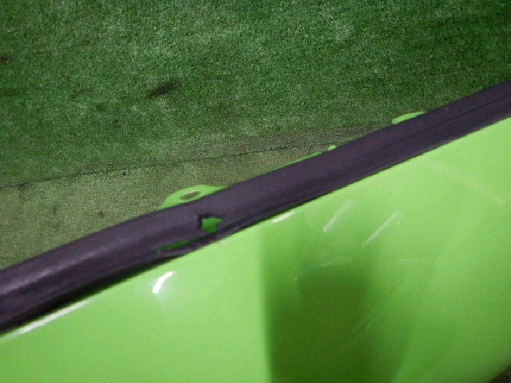 三菱ふそう/スーパーグレート/右コーナーパネル/純正