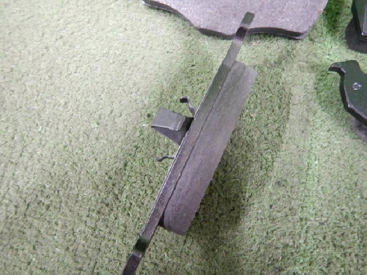 フロントブレーキパッド/左右セット/新品/フォルクスワーゲン/アウディ