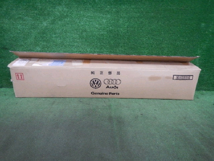 VW/パサート/B8/ラゲージインレー/新品