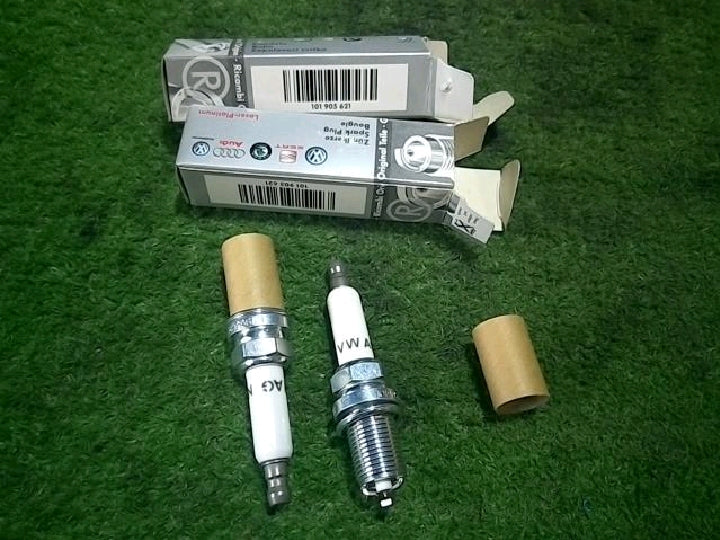 NGKスパークプラグ/未使用品/純正品/2本セット