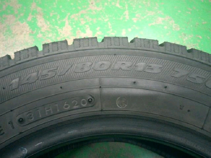 トーヨー/ガリットGIZ/スタッドレス/13インチ/1本のみ