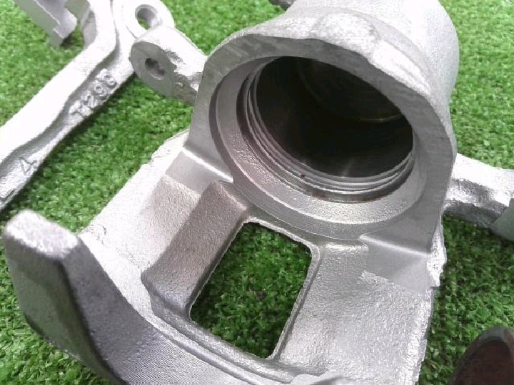 カプチーノ/EA11R/TOKICO/左Fキャリパー/ジャンク品