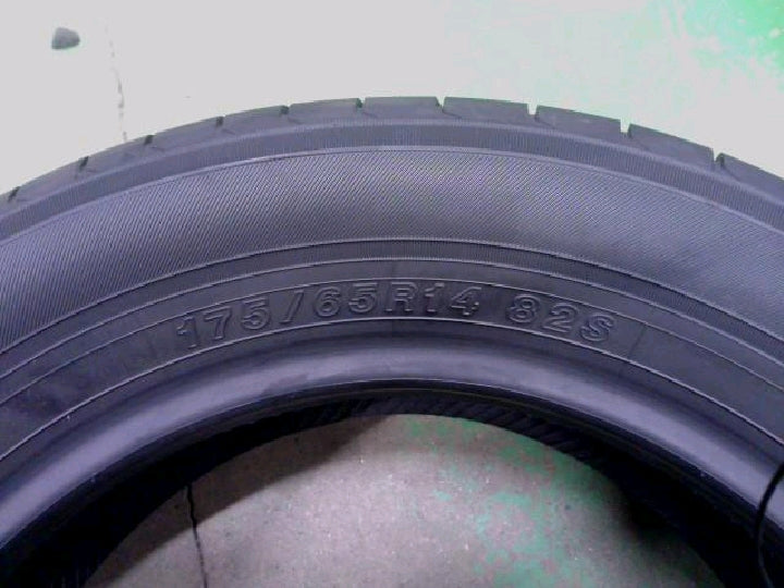 ヨコハマ/エコスES31/夏タイヤ/14インチ/1本のみ