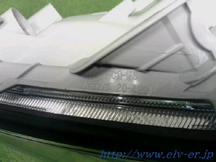 アリオン/NZT240/左ヘッドランプ/トヨタ純正