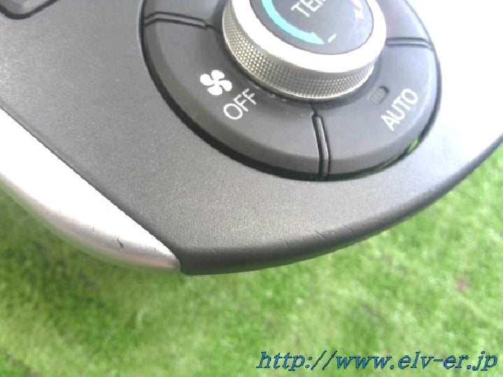 タント/LA610S/オーディオパネル/2DIN/ダイハツ純正