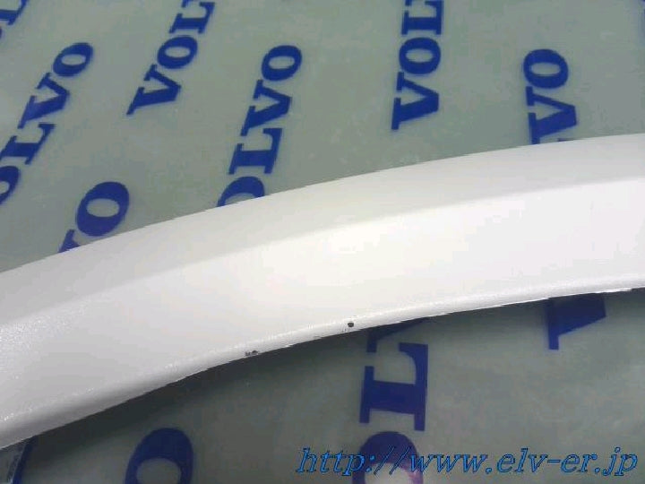 ボルボ/XC90/左オーバーフェンダーモール/新品