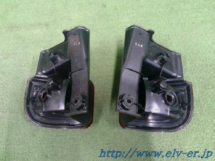 エルグランド/NE51/上側/左右テールランプ