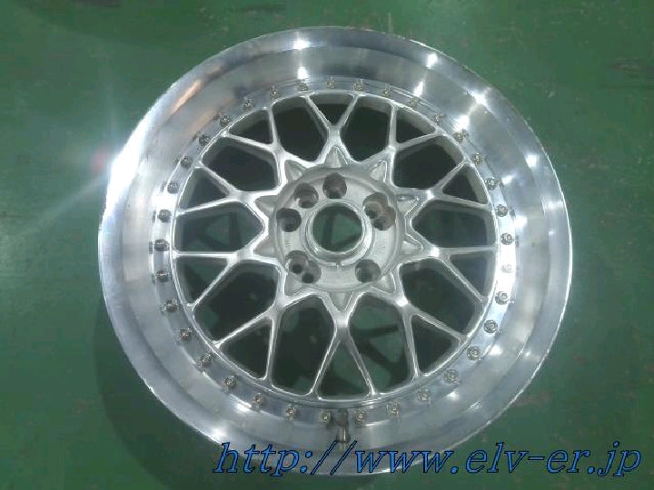 18×9.0J+45PCD114.3 4穴/5穴