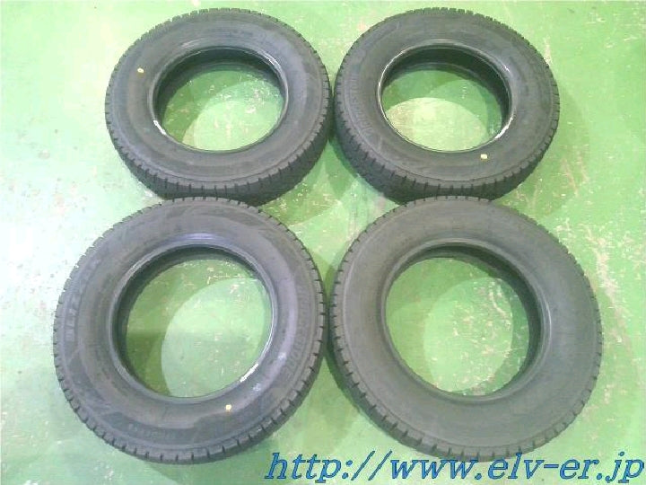 135/80R12 23年