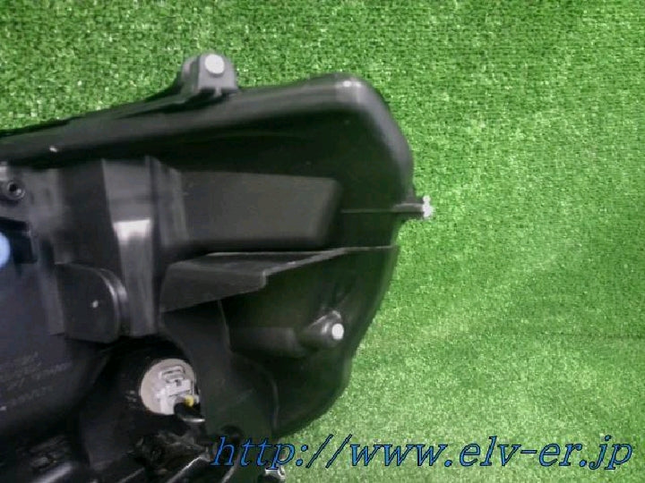 ランドクルーザー/200系/トヨタ/ヘッドライト/3連LED/左右セット