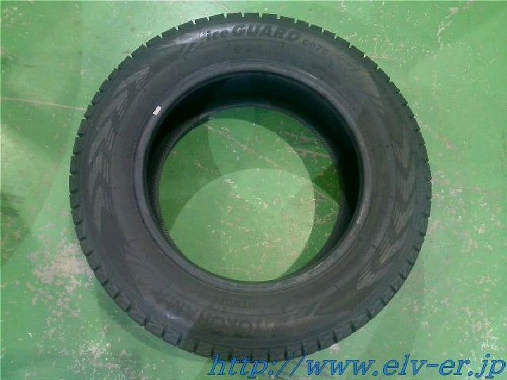225/65R17 22年