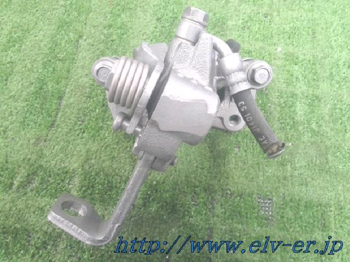 ホンダ/フィット/GD1/リア左キャリパー