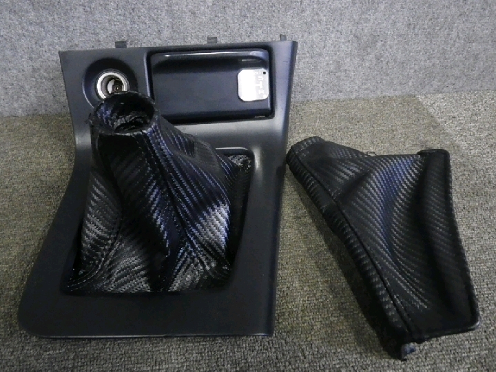 R33スカイライン用　コレミヤ本革製シフトブーツ　サイドブレーキブーツ