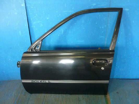純正品番　６７００２－１０４２２