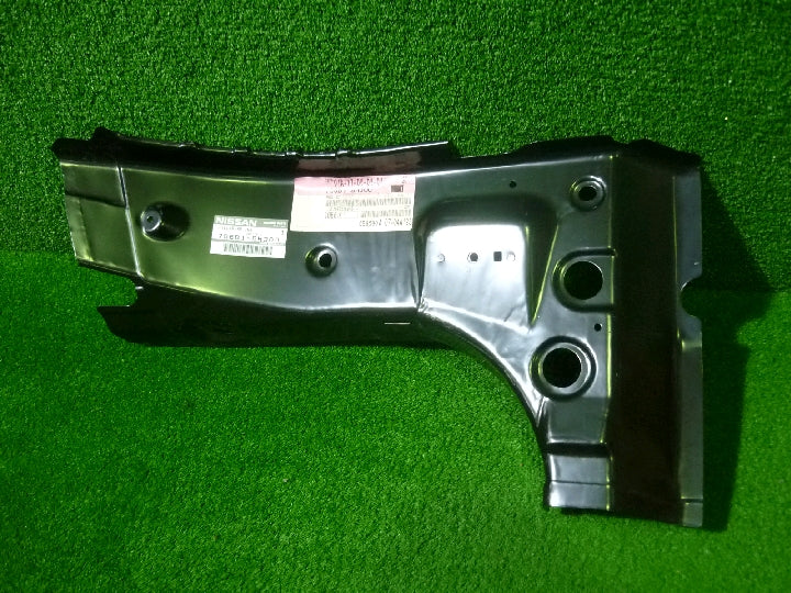 純正品番：７６６Ｂ１-８Ｈ３００