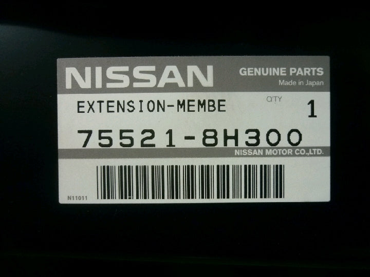日産/エクストレイル/Ｔ３０/純正/新品/リア/エクステンションメンバー/左側