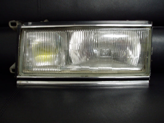 純正品番 ８１１５０－３９５８６
