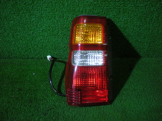 純正品番ＭＲ５４８２８３