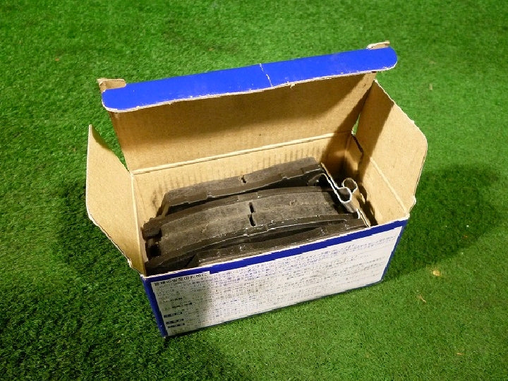 三菱/パジェロ/Ｖ２４Ｖ/Ｖ３４Ｖ/リアブレーキパット/新品