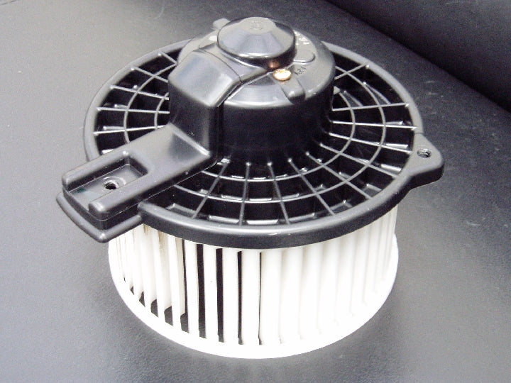 純正品番　Ｄ３７５－６１－Ｂ１０