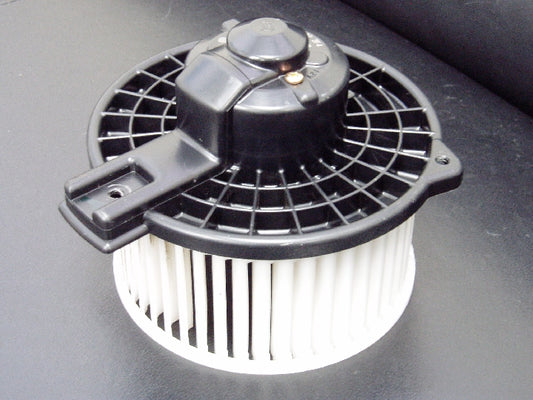 純正品番　Ｄ３７５－６１－Ｂ１０
