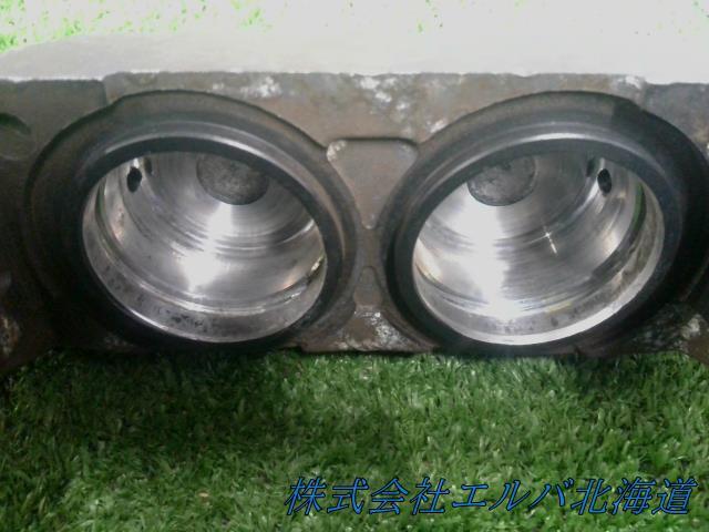 【ジャンク品】日産純正／キャリパー／左右セット／ＳＵＭＩＴＯＭＯ／アルミ／４ＰＯＴ