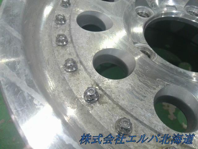 １５×６．０Ｊ＋２５・５穴　ＰＣＤ１３９．７／ブリヂストン・ＭＤ－６１２・アルミホイール・４本セット