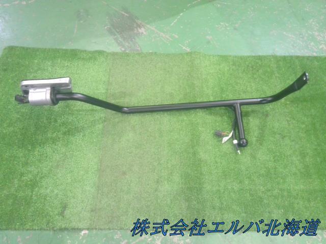 いすゞ・大型・トラック・右サイドミラーステー