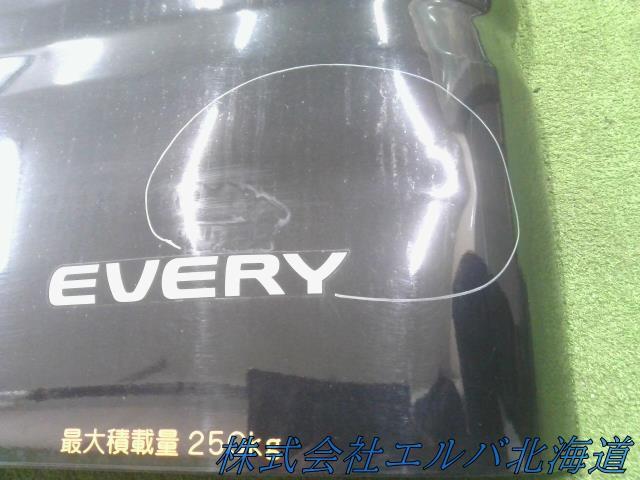 【大型商品】エブリィ・ＤＡ１７Ｖ・バックドアＡＳＳＹ・社外キャンピング・オープンガラスキット付き