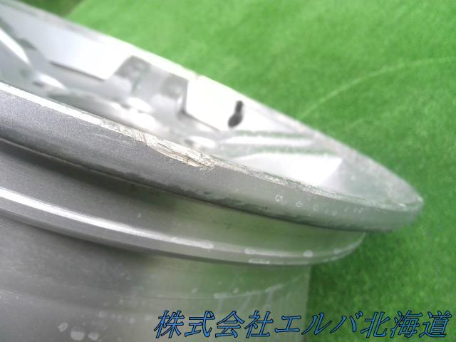 スズキ純正・ジムニー・１６ｘ５．５Ｊ＋２２・５穴　ＰＣＤ１３９．７／アルミホイール・１本のみ・キャップ付き