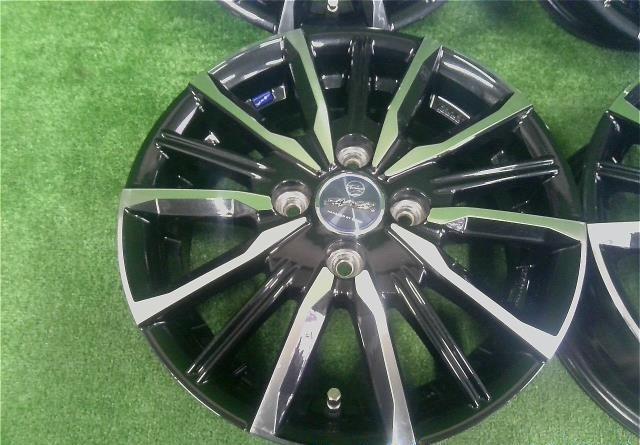 軽自動車用・１４×４．５Ｊ＋４５・４穴　ＰＣＤ１００／ＫＹＯＨＯ・スマック・ヴァルキリー・アルミホイール・４本セット