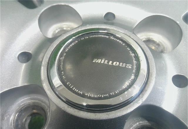 軽自動車用・１５ｘ４．５Ｊ＋４５・４穴　ＰＣＤ１００／ＭＩＬＬＯＵＳ・ミルアス・１４本スポーク・アルミホイール・４本セット