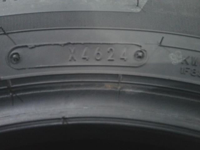 １６５／８０Ｒ１４・９１／９０Ｎ・ＬＴ・ダンロップ・ＷＭ・ＶＡＮ０１・スタッドレスタイヤ・４本セット