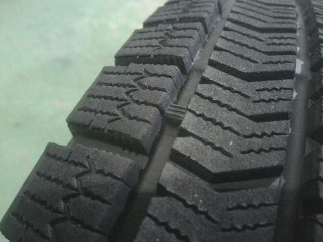 １７５／７０Ｒ１４・ブリヂストン・ＶＲＸ２・スタッドレスタイヤ・４本セット