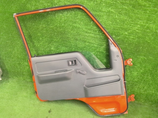 【大型商品】トヨタ／ＬＨ９５／ハイエース・トラック／純正／ドア／フロント左