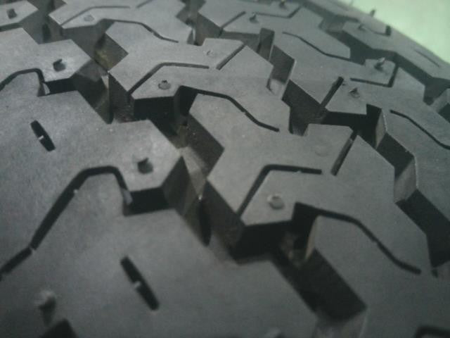 １４５／８０Ｒ１２・エブリィ・純正１２インチ／ヨコハマスーパーバン３５５・スチールホイール・タイヤ・４本セット