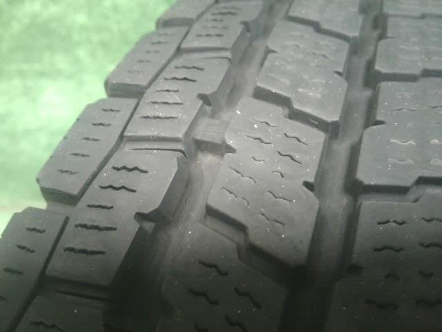 １９５／８０Ｒ１５・１０７／１０５Ｌ・ヨコハマｉＧ９１・スタッドレスタイヤ・１本のみ