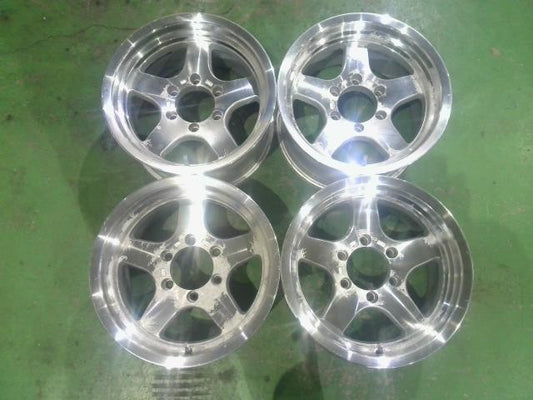 １６×８．０Ｊ＋０・６穴・社外・５スポーク・４×４・アルミホイール・４本セット