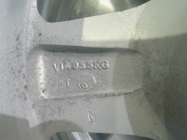 １６×８．０Ｊ＋０・６穴・社外・５スポーク・４×４・アルミホイール・４本セット