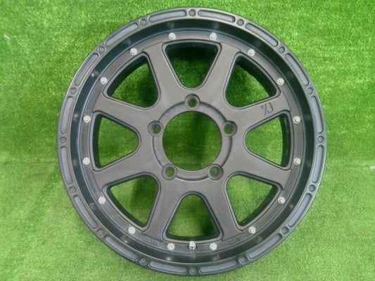 １６×５．５Ｊ+２０　５穴ＰＣＤ１３９．７／ＭＬＪ・ＸＴＲＥＭＥ－Ｊ・ジムニー／アルミホイール　１本のみ