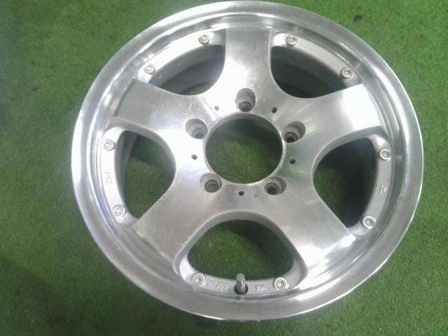 １６ｘ５．５Ｊ＋２０　５穴・ＰＣＤ１３９．７／ジムニー・社外／ポリッシュ／アルミホイール　４本セット