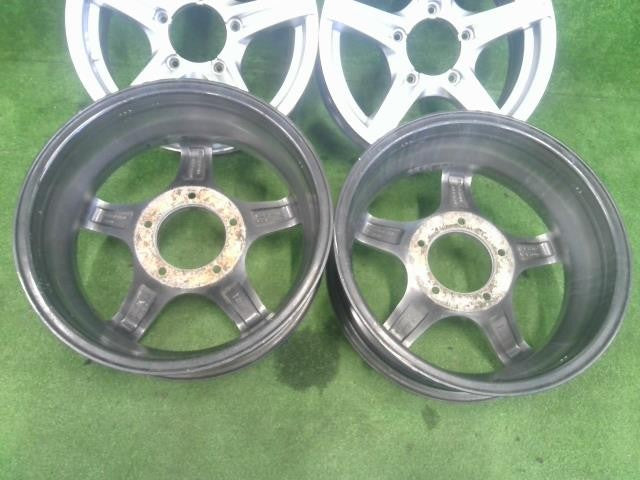 １６ｘ５．５Ｊ＋２０　５穴　ＰＣＤ１３９．７／ジムニー・４×４・エンジニアリング／アルミホイール　４本セット