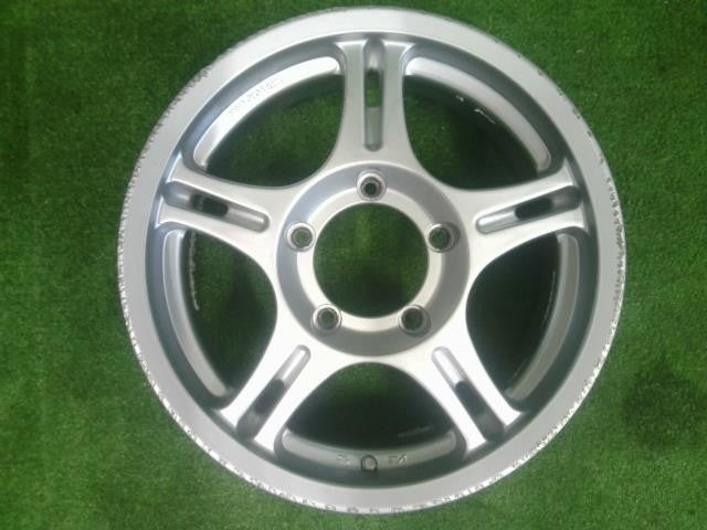 １６ｘ５．５Ｊ＋２０　５穴　ＰＣＤ１３９．７／ジムニー・４×４・タニグチ？・リボルバー／アルミホイール　４本セット