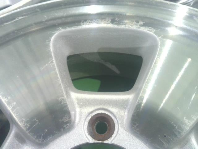 １６×５．５Ｊ＋２２・５穴　ＰＣＤ１３９．７／ジムニー・純正／アルミホイール　４本セット