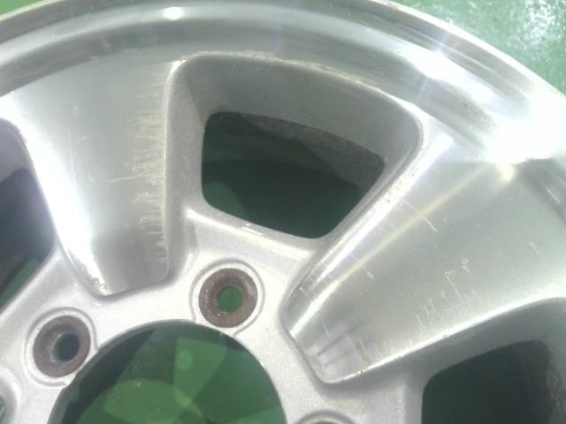 １６×５．５Ｊ＋２２・５穴　ＰＣＤ１３９．７／ジムニー・純正／アルミホイール　４本セット